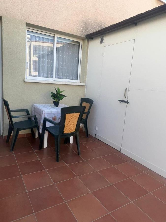 Marias Spacious Aparment Paphos Esterno foto